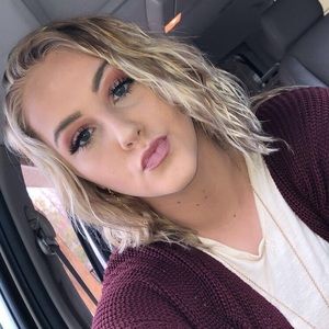 Meet your Posher, Kaitlyn